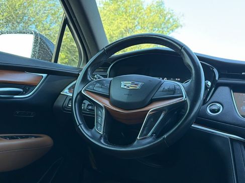 Used 2021 Cadillac XT5 Premium Luxury FWD image 23