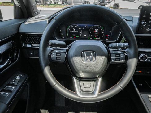 Used 2026 Honda CR-V Sport Touring image 18