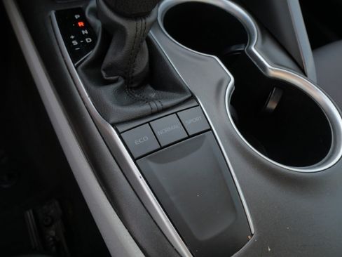 Certified 2024 Toyota Camry LE FWD image 33