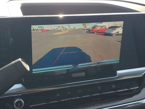 Used 2024 GMC Sierra 1500 Elevation image 24