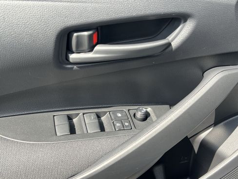 Used 2025 Toyota Corolla LE AWD/4WD image 14