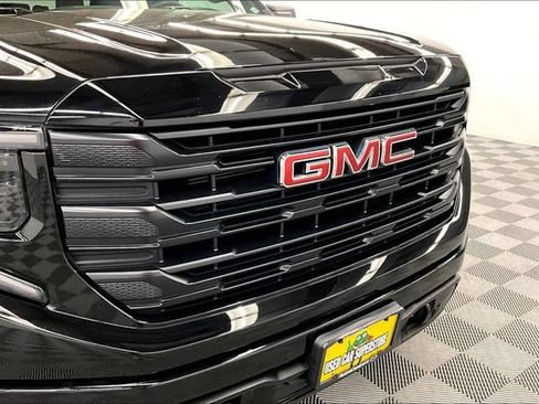 Used 2024 GMC Sierra 1500 Pro w/ Graphite Edition AWD/4WD image 31