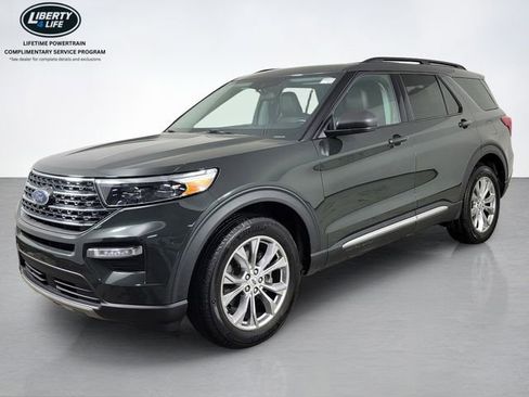 Certified 2023 Ford Explorer XLT w/ Equipment Group 202A AWD/4WD image 7