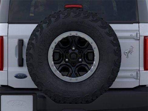 New 2025 Ford Bronco 2-Door w/ Sasquatch Package image 24