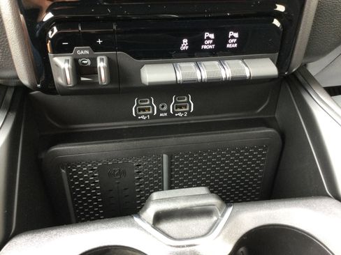 New 2025 RAM 1500 Big Horn image 10