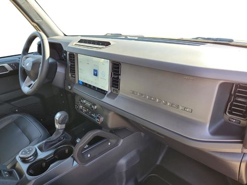 New 2025 Ford Bronco Badlands w/ Sasquatch Package image 23