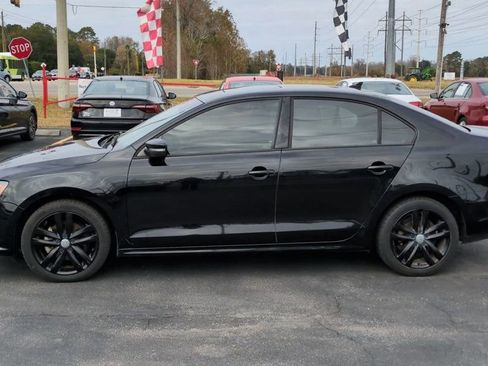 Used 2018 Volkswagen Jetta Sport image 5