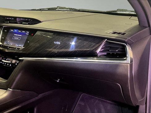 Used 2020 Cadillac XT6 Premium Luxury AWD/4WD image 25