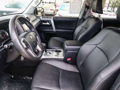 Certified 2022 Toyota 4Runner TRD Sport w/ Technology Package AWD/4WD image 19
