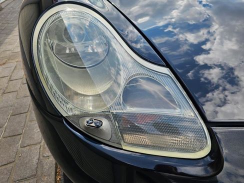 Used 2001 Porsche 911 Carrera image 24