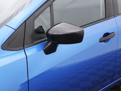 Used 2020 Nissan Versa S FWD image 11