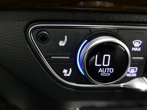 Used 2023 Audi Q5 2.0T Premium Plus w/ Premium Plus Package AWD/4WD image 20
