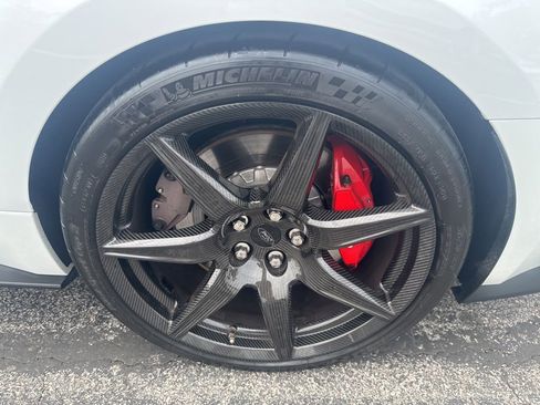Used 2022 Ford Mustang Shelby GT500 w/ Carbon Fiber Track Pack RWD image 37