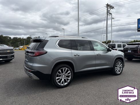 Used 2025 GMC Acadia Denali w/ Super Cruise Package AWD/4WD image 6