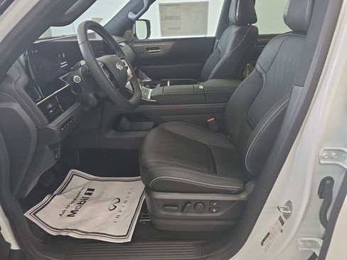 New 2026 INFINITI QX80 Autograph image 37