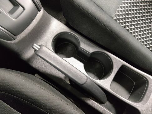 Used 2024 Nissan Versa S w/ Trunk Package image 26