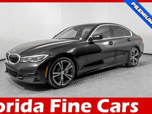 Used 2019 BMW 330i Sedan w/ Premium Package image 1
