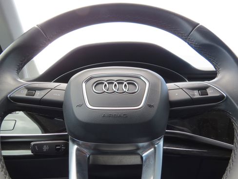 Used 2023 Audi Q7 3.0T Prestige image 23