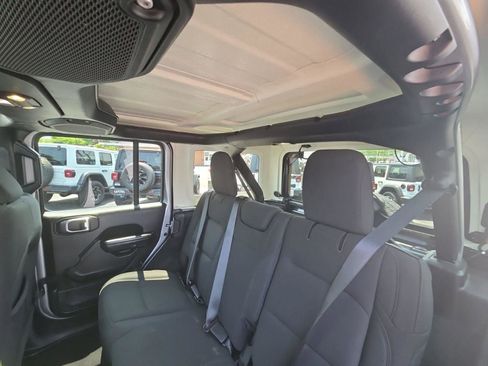 Used 2019 Jeep Wrangler Unlimited Sport S image 23