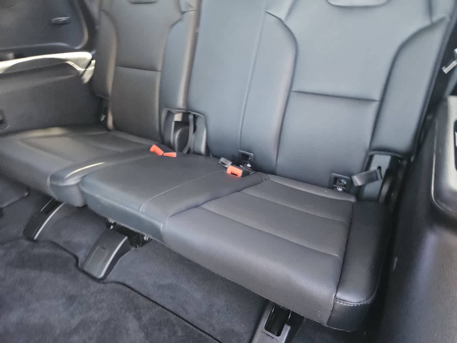 Certified 2024 Kia Telluride EX w/ EX Captain's Chair Package AWD/4WD image 30