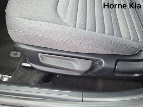 New 2025 Kia K4 EX image 15