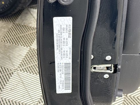 Used 2020 Dodge Charger R/T w/ Plus Group image 40