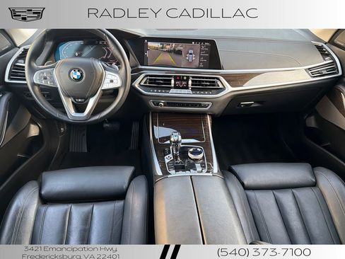 Used 2021 BMW X7 xDrive40i w/ Executive Package image 12