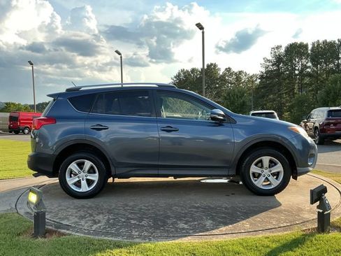 Used 2014 Toyota RAV4 XLE FWD image 8