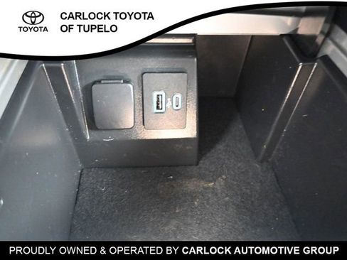 Used 2022 Ford Explorer XLT w/ Class IV Trailer Tow Package image 14