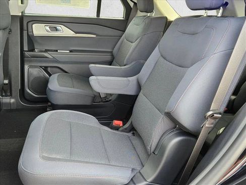 New 2026 Ford Explorer Active image 16