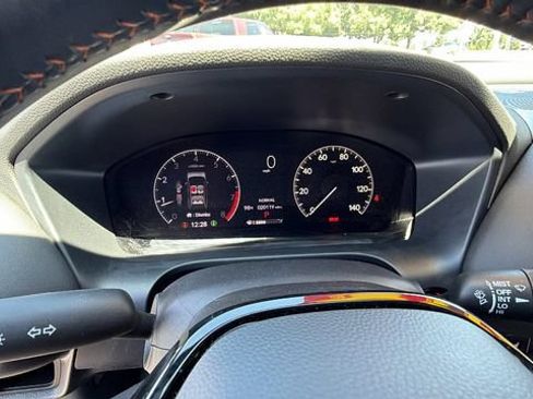 Used 2024 Honda HR-V Sport image 30