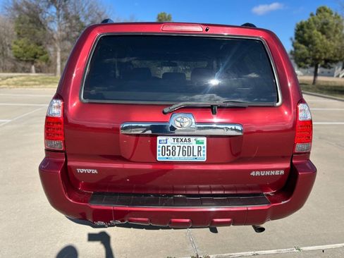 Used 2008 Toyota 4Runner SR5 image 7