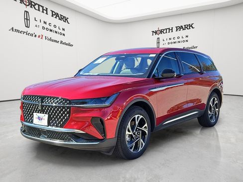 New 2026 Lincoln Nautilus Premier w/ Equipment Group 102A AWD/4WD image 13