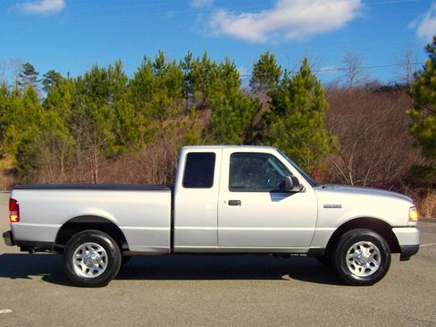 Used 2010 Ford Ranger XLT image 5