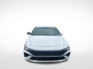 Used 2025 Hyundai Elantra SEL FWD video 2