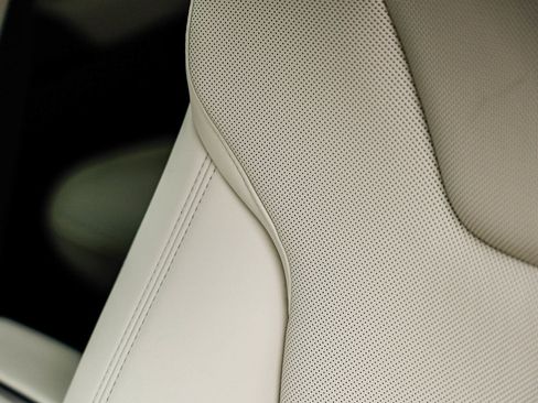 Used 2023 Tesla Model X image 25