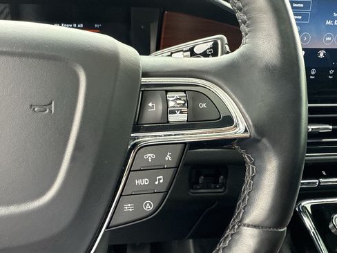 Used 2023 Lincoln Navigator Reserve AWD/4WD image 22