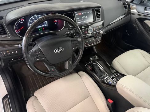 Used 2016 Kia Cadenza Limited FWD image 7