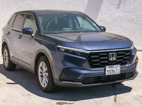 Used 2024 Honda CR-V EX image 3