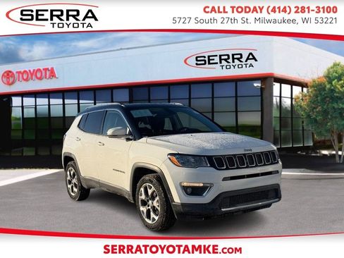 Used 2019 Jeep Compass Limited image 1