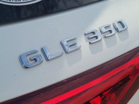 Used 2021 Mercedes-Benz GLE 350 4MATIC image 30