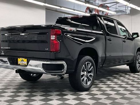 Used 2026 Chevrolet Silverado 1500 LT AWD/4WD image 14