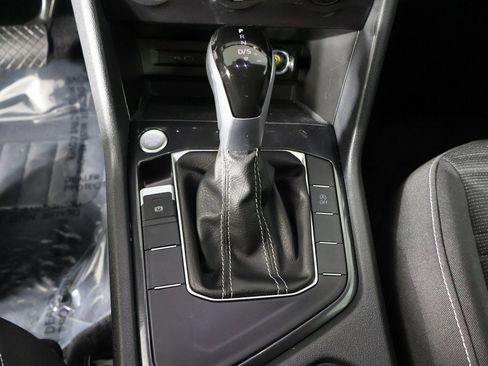 Used 2024 Volkswagen Tiguan S image 47