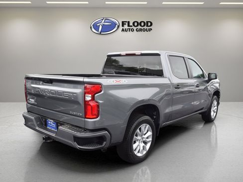 Used 2022 Chevrolet Silverado 1500 Custom w/ Safety Confidence Package image 4