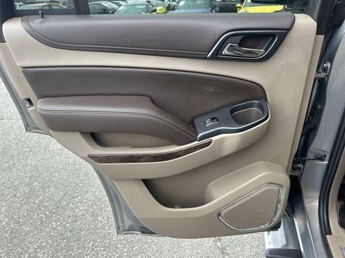 Used 2017 Chevrolet Tahoe LT w/ LT Signature Package image 31