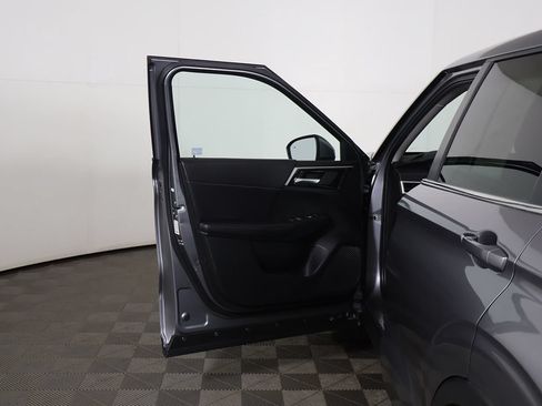 Used 2024 Mitsubishi Outlander SE Black Edition FWD image 20