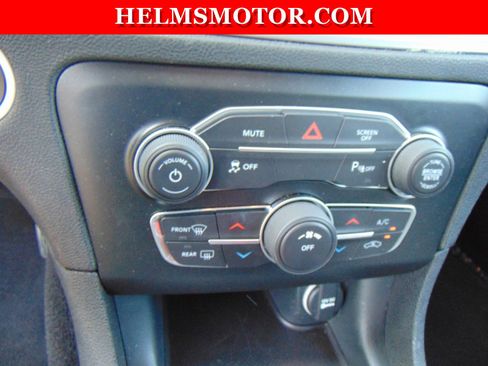 Used 2023 Dodge Charger SXT image 21