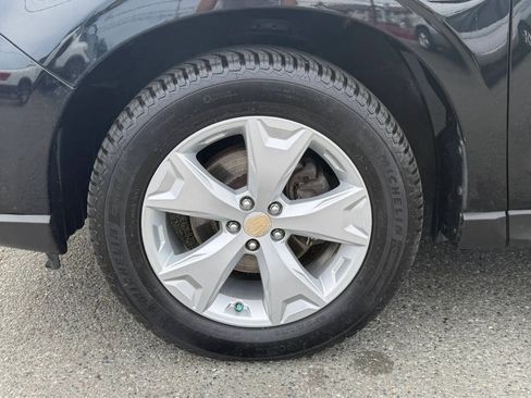 Used 2015 Subaru Forester 2.5i Limited AWD/4WD image 9