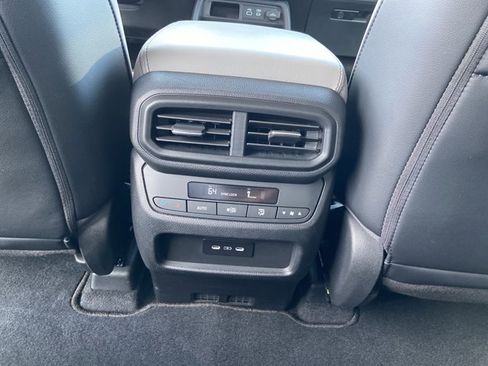 Used 2024 Honda Pilot EX-L image 55