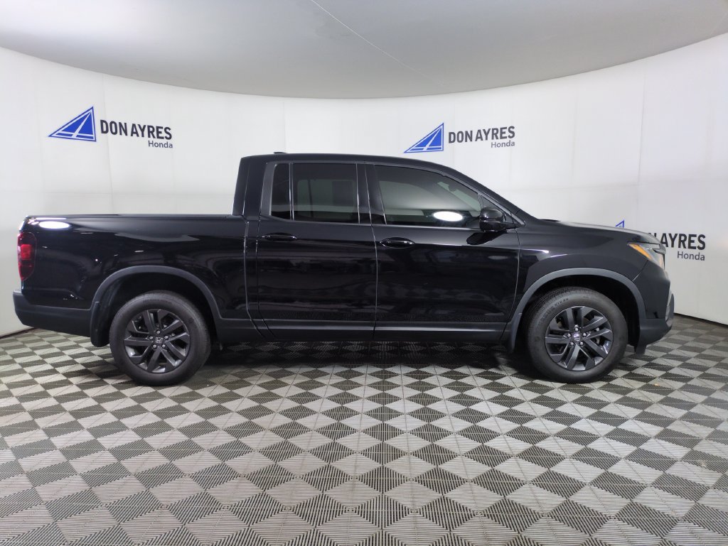 Certified 2023 Honda Ridgeline Sport image 10